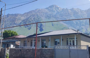 guest house lela rezo
